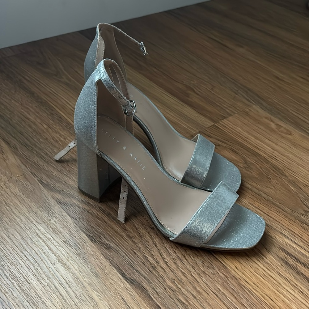Kelly & Katie size 8.5 silver heels